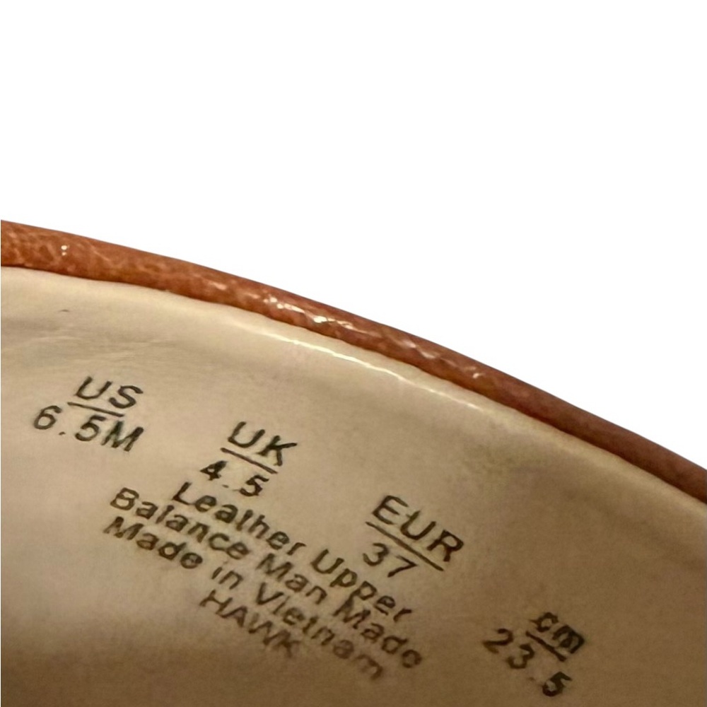 Franco Sarto Tan and Black Flats - Picture 4 of 6